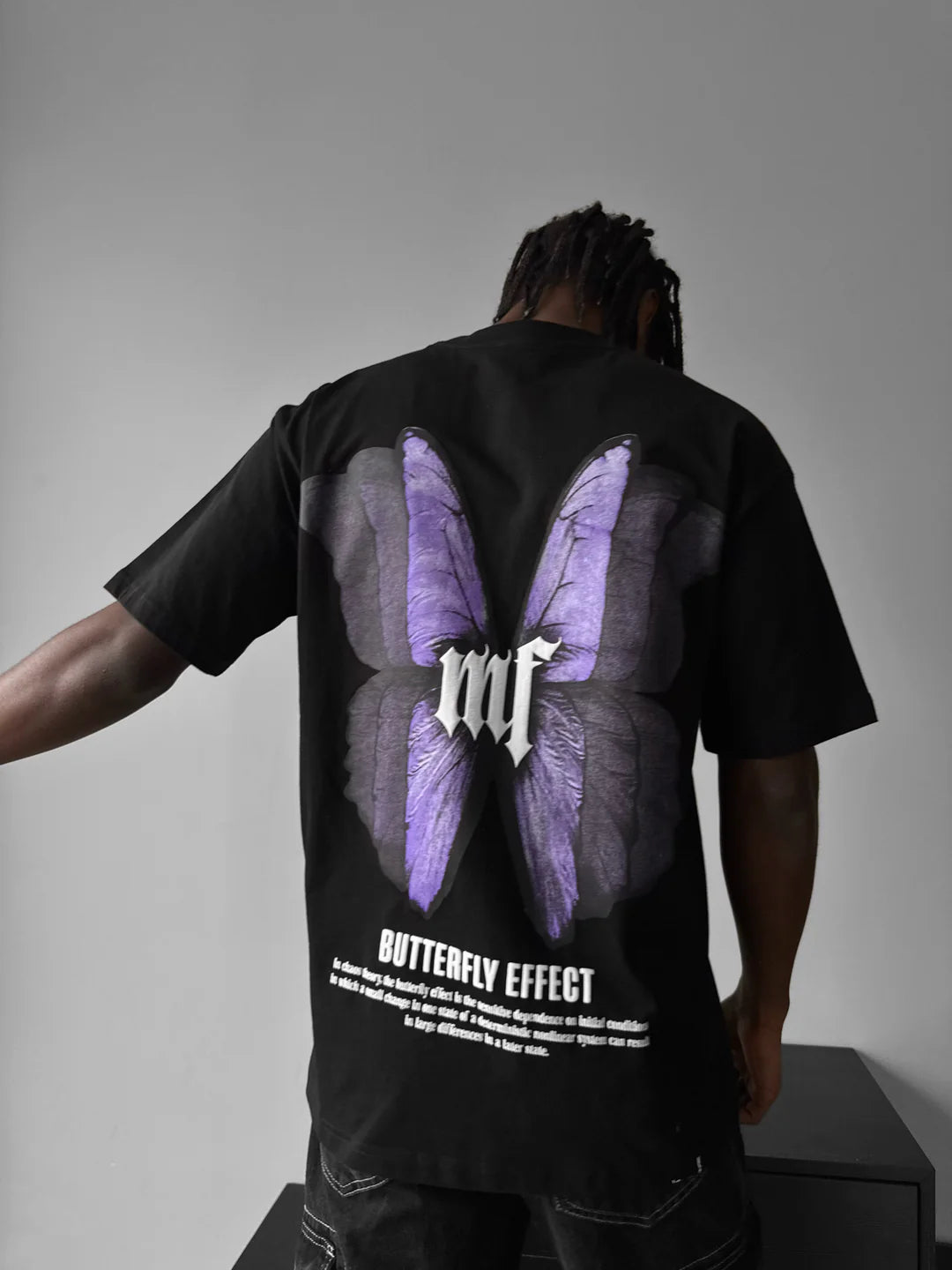 חולצה אוברסייז Butterfly שחורה